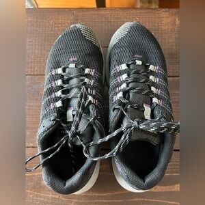 Merrell Women’s Fly Strike Active Walking Shoe Size 8